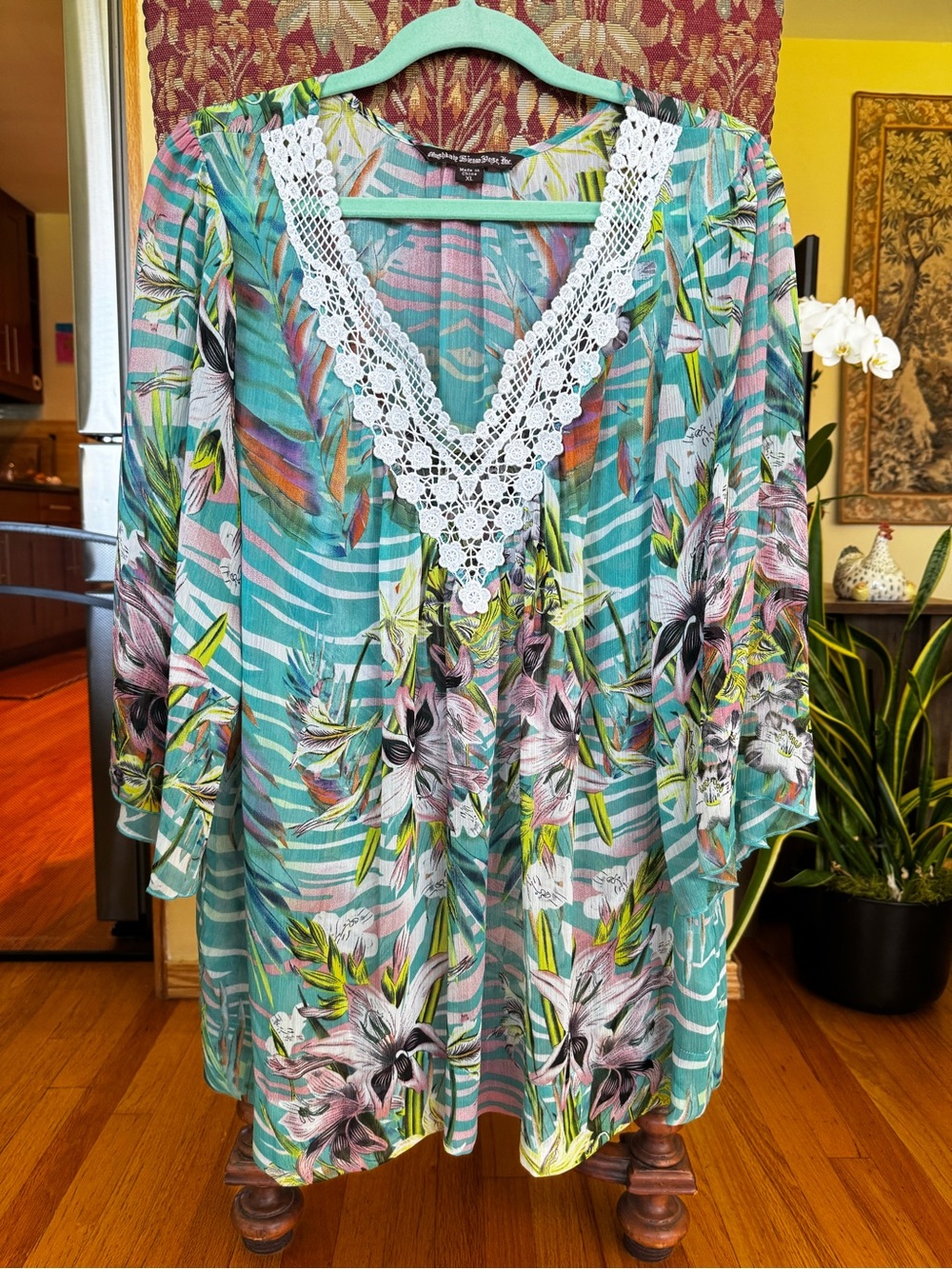 Floral Crochet V-Neck Tunic Top - Teal Multi